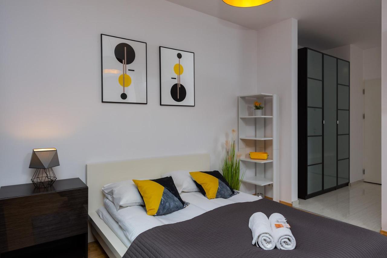 Kolejowa Apartments Warsaw By Noclegi Renters Экстерьер фото